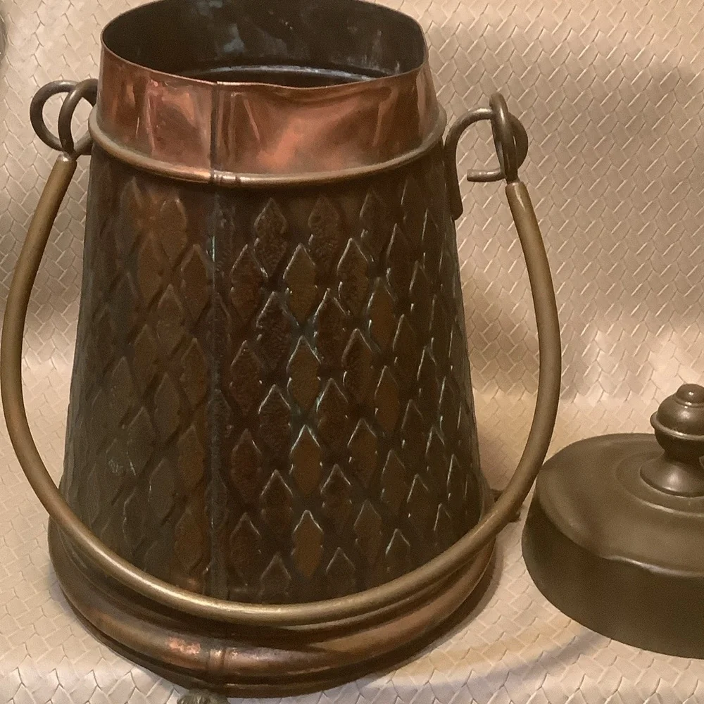 Holland Vintage Hammered Copper Coal Scuttle